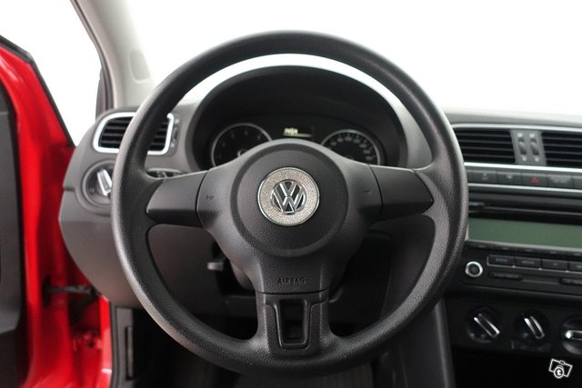 Volkswagen Polo 6