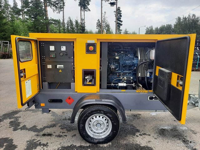 Atlas Copco QES 30 50 Hz Generaattori Vetovarustuksella ID 4349 11