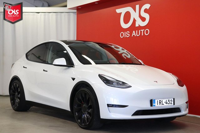 Tesla Model Y 13