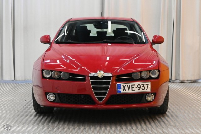 Alfa Romeo 159 2