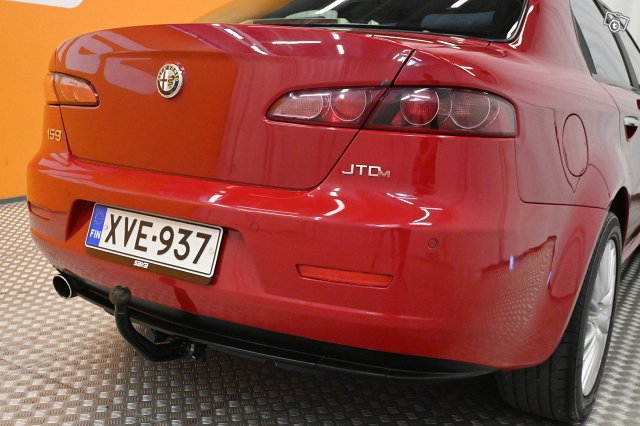 Alfa Romeo 159 8