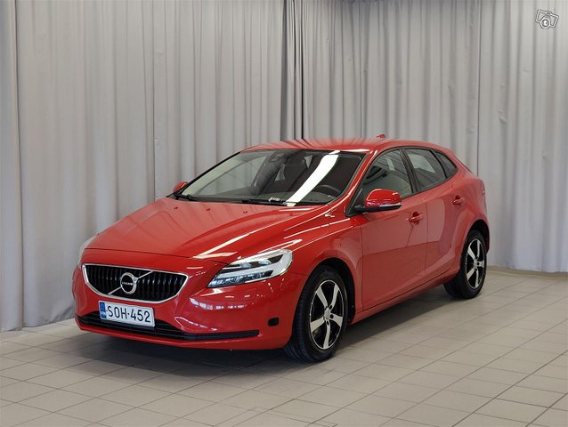 VOLVO V40, kuva 1