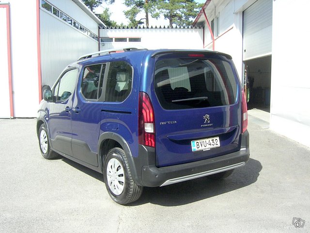 Peugeot Rifter 3