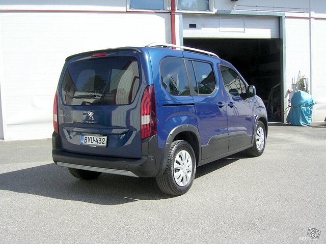 Peugeot Rifter 5