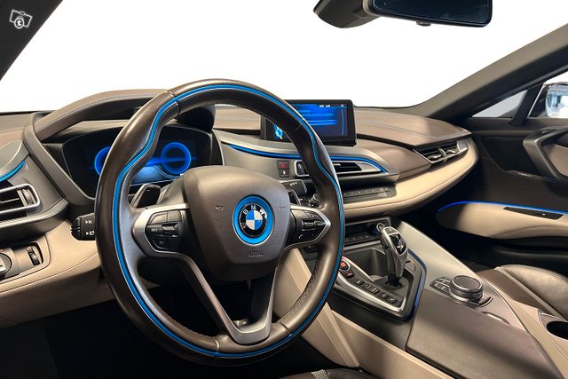 BMW I8 9