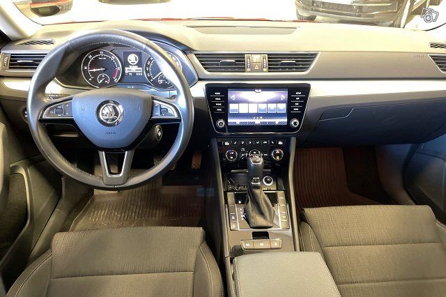 Skoda Superb 7