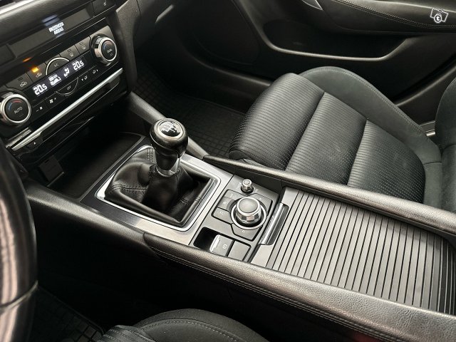 Mazda 6 25