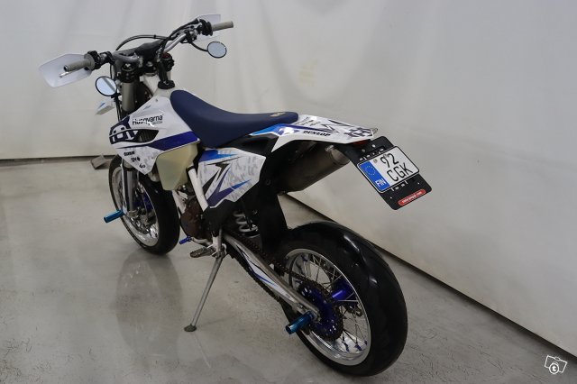 Husqvarna FE 3