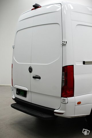 Mercedes-Benz Sprinter 5