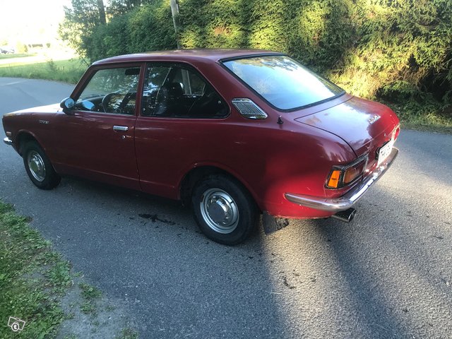 Toyota Corolla 9