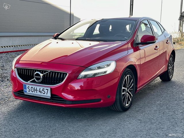 Volvo V40