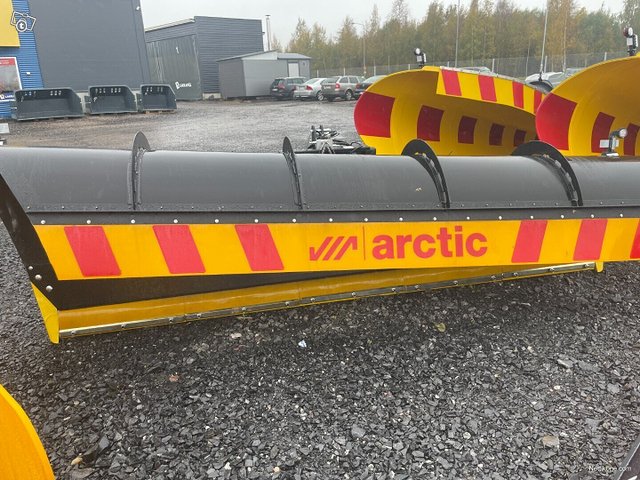 Arctic Machine HPD 4000 Lumiaura 8