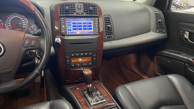 Cadillac SRX 4