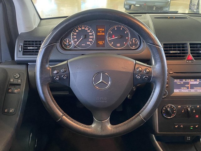 Mercedes-Benz A 17