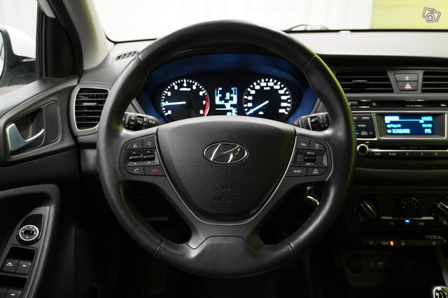 Hyundai I20 9