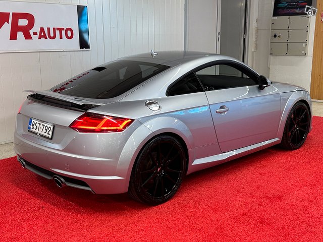 Audi TT 3