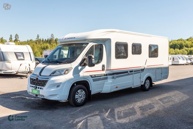 Adria Coral 670 SLT Axess 5