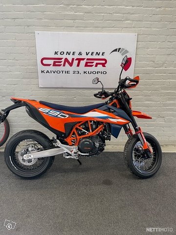 KTM 690