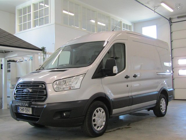 Ford Transit 8