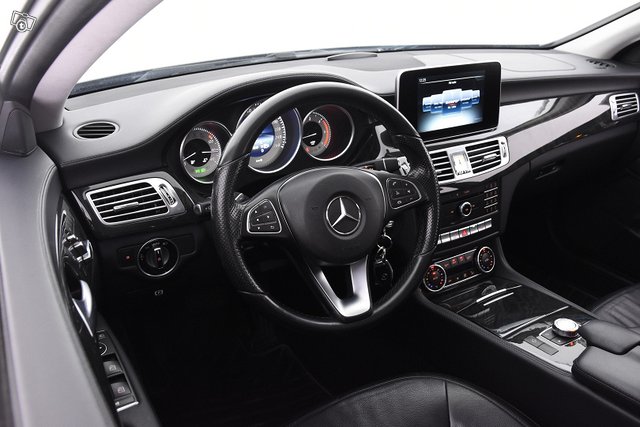 Mercedes-Benz CLS 18