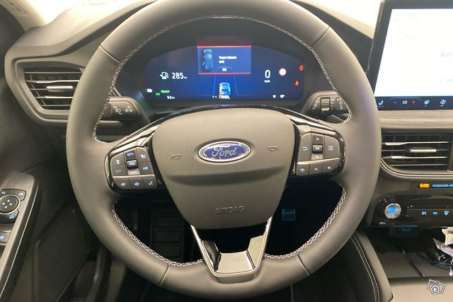 Ford Kuga 8