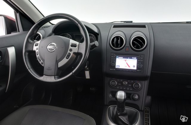 Nissan Qashqai 12