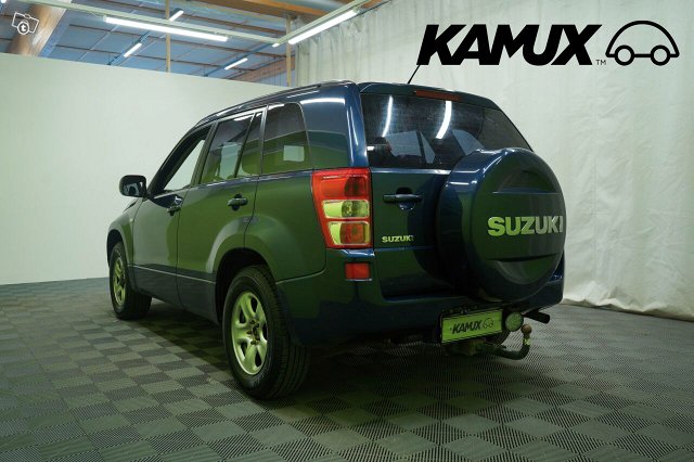 Suzuki Vitara 5