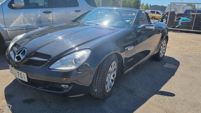 Mercedes-Benz SLK 2