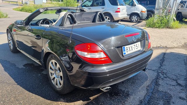 Mercedes-Benz SLK 9