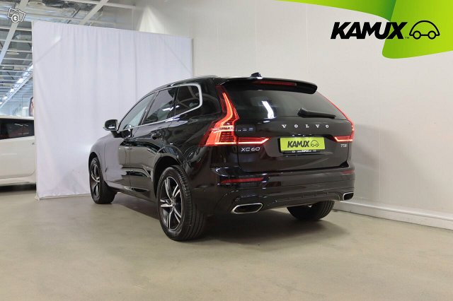 Volvo XC60 4