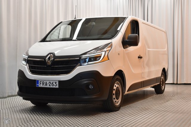 Renault Trafic 4