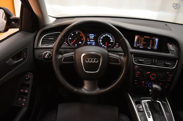 Audi A4 15