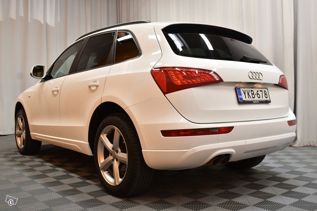 Audi Q5 5