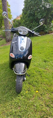 Vespa Piaggio 124 2