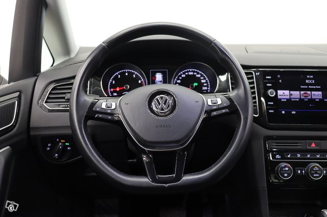 Volkswagen Golf Sportsvan 18