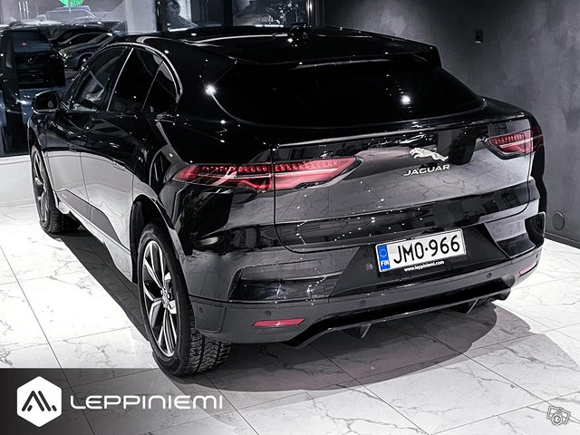 Jaguar I-Pace 7