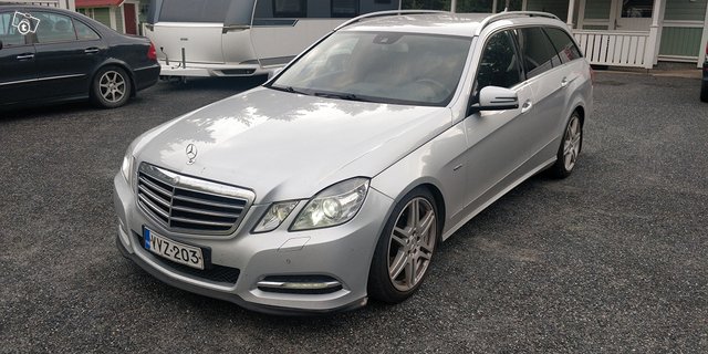 Mercedes-Benz E 200, kuva 1