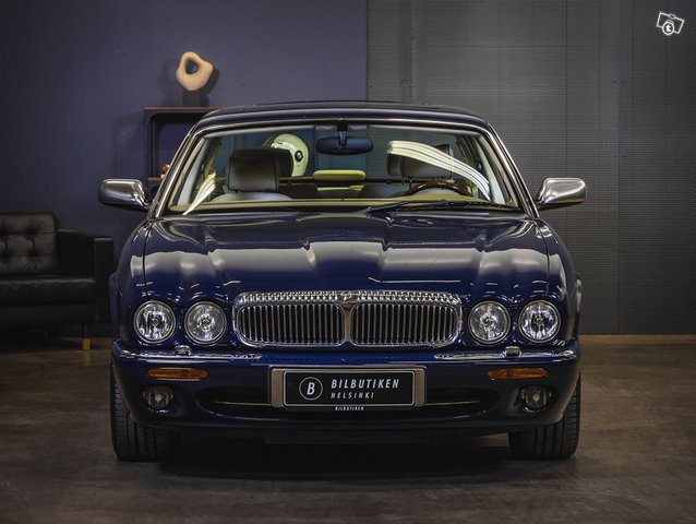 Jaguar Daimler 2