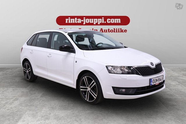 SKODA RAPID SPACEBACK 3