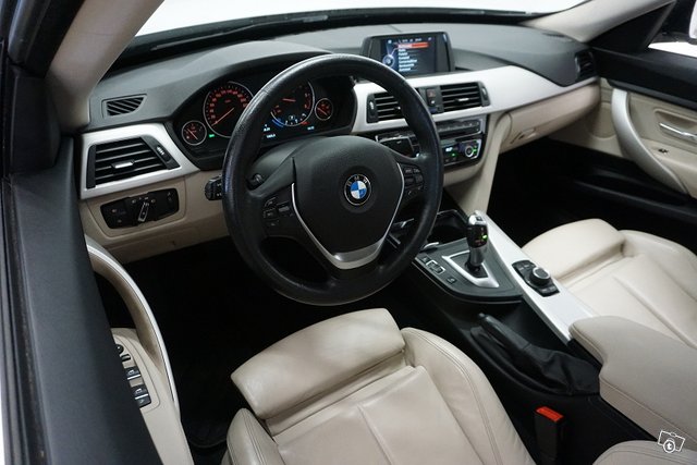 BMW 318 Gran Turismo 13