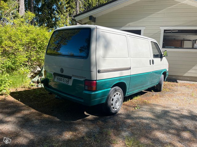 Volkswagen Transporter 2