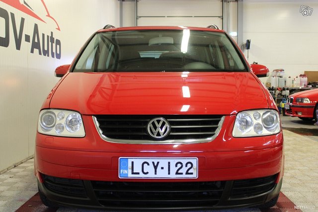 Volkswagen Touran 3