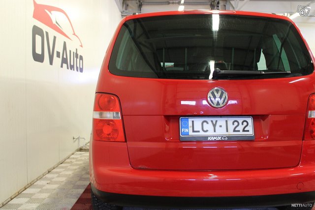 Volkswagen Touran 6