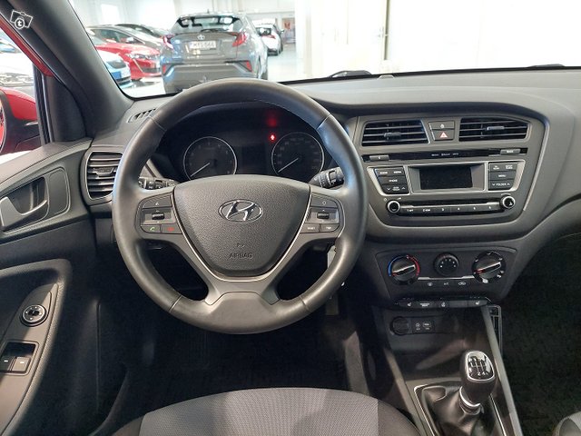 HYUNDAI I20 5D 14