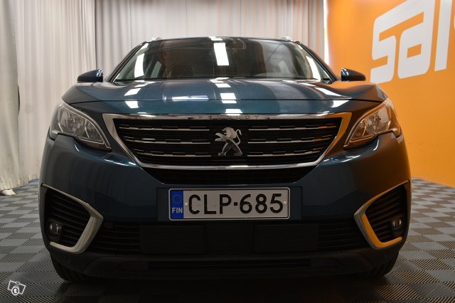 Peugeot 5008 2