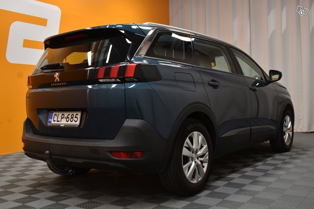 Peugeot 5008 7