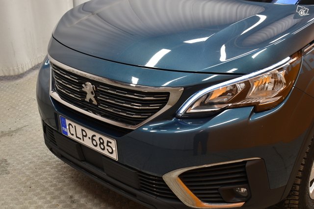 Peugeot 5008 10