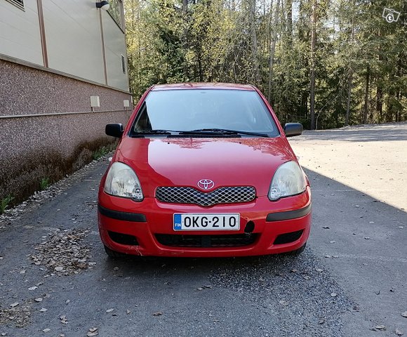 Toyota Yaris 2