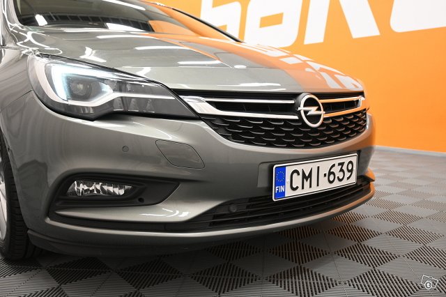 Opel Astra 9