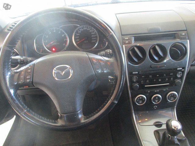 Mazda 6 7